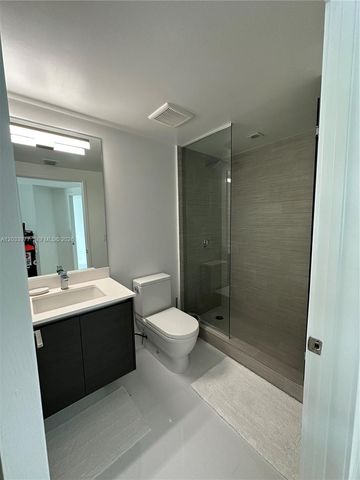 330 Sunny Isles Boulevard 52002, Sunny Isles Beach, FL 33160