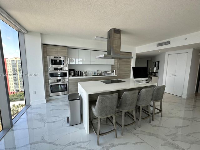 330 Sunny Isles Boulevard 52002, Sunny Isles Beach, FL 33160