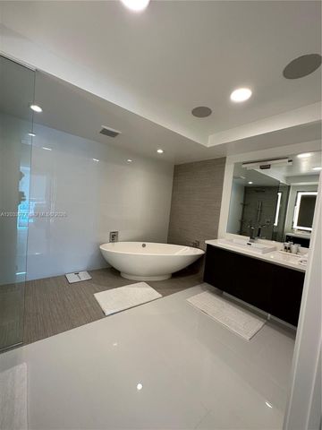 330 Sunny Isles Boulevard 52002, Sunny Isles Beach, FL 33160