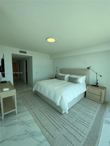 330 Sunny Isles Boulevard 52002, Sunny Isles Beach, FL 33160