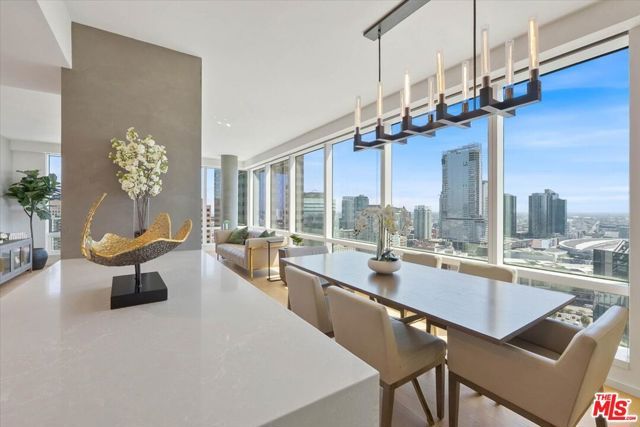 877 Francisco Street 2809, Los Angeles, CA 90017