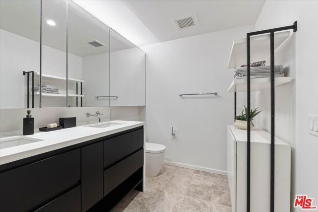 877 Francisco Street 2809, Los Angeles, CA 90017