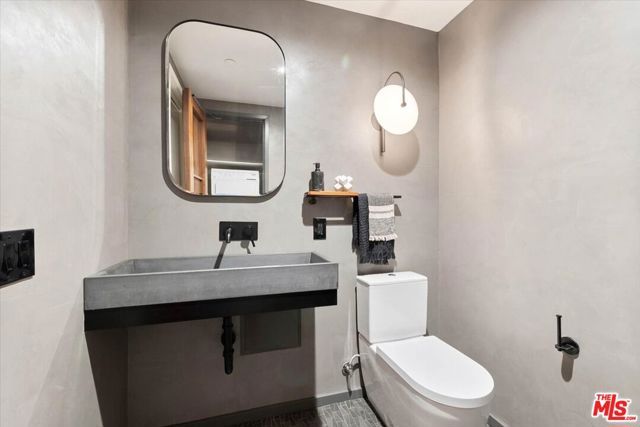 877 Francisco Street 2809, Los Angeles, CA 90017