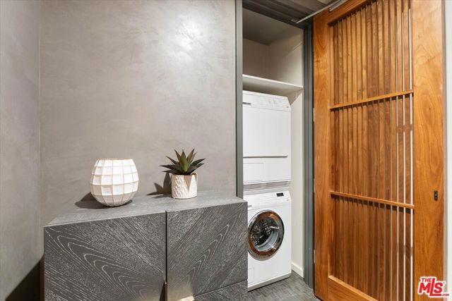 877 Francisco Street 2809, Los Angeles, CA 90017