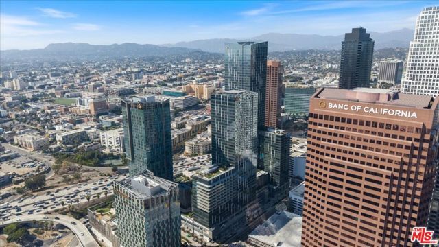 877 Francisco Street 2809, Los Angeles, CA 90017