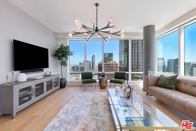 877 Francisco Street 2809, Los Angeles, CA 90017