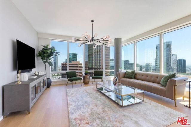 877 Francisco Street 2809, Los Angeles, CA 90017