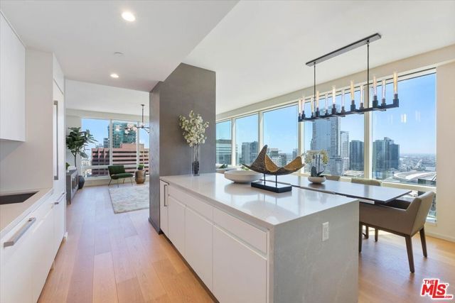 877 Francisco Street 2809, Los Angeles, CA 90017