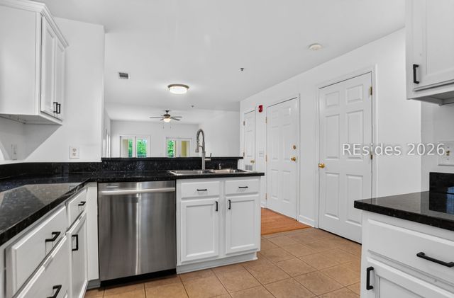 14 Johnston Way 13E, Bluffton, SC 29910