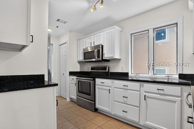 14 Johnston Way 13E, Bluffton, SC 29910