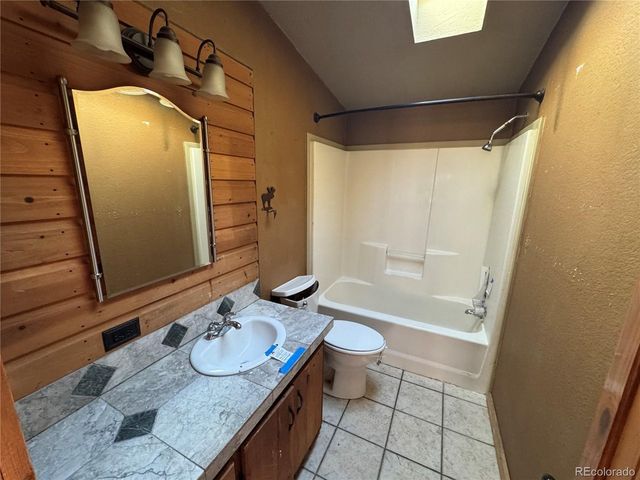 1534 Roland Dr, Bailey, CO 80421