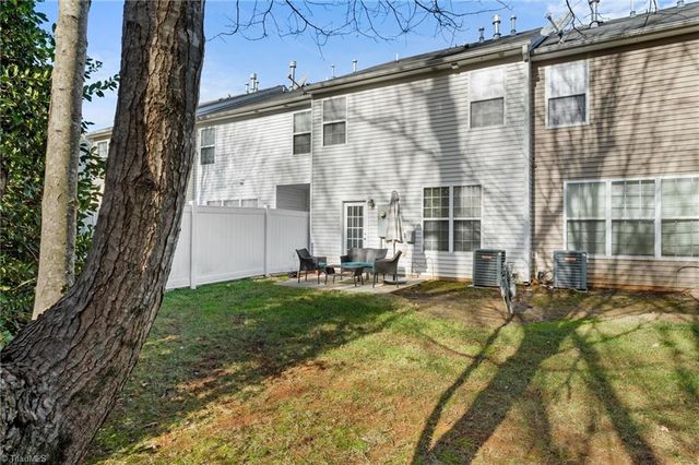 2313 Hartfield Circle, Winston-salem, NC 27103