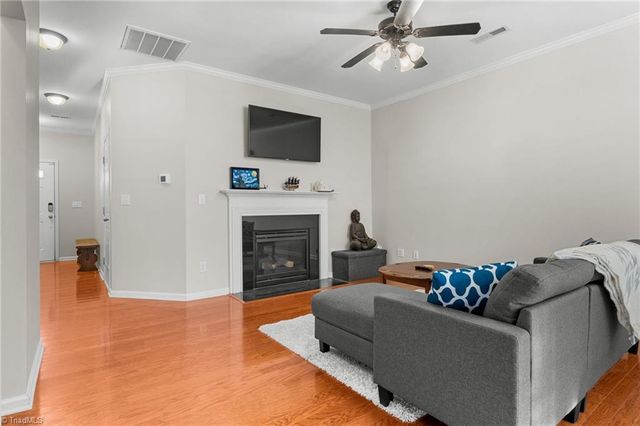 2313 Hartfield Circle, Winston-salem, NC 27103