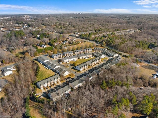 2313 Hartfield Circle, Winston-salem, NC 27103