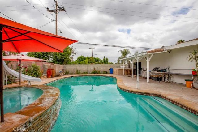 1503 Coronel, San Fernando, CA 91340