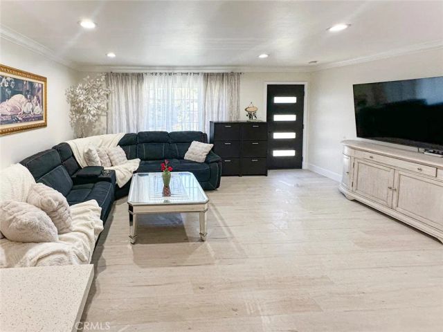 1503 Coronel, San Fernando, CA 91340