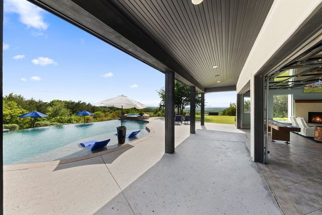 2721 Old Decatur Rd, Decatur, TX 76234