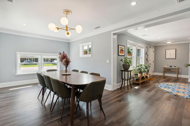 749 West Oak Forest Drive, Charleston, SC 29407