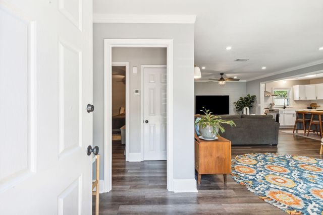 749 West Oak Forest Drive, Charleston, SC 29407