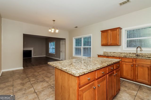 5224 Lexmark Circle SW, Atlanta, GA 30331