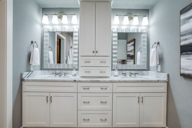 150 Bayside Drive, Malakoff, TX 75148