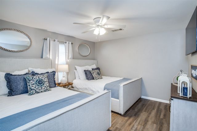 150 Bayside Drive, Malakoff, TX 75148