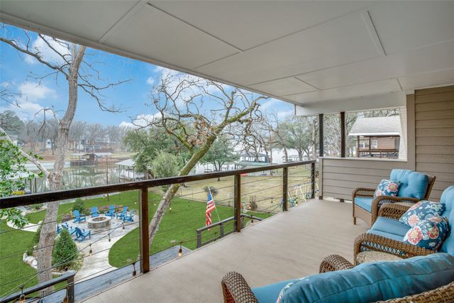 150 Bayside Drive, Malakoff, TX 75148