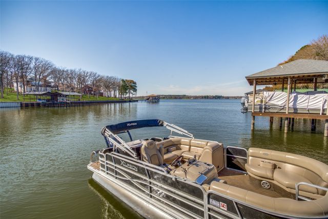 150 Bayside Drive, Malakoff, TX 75148