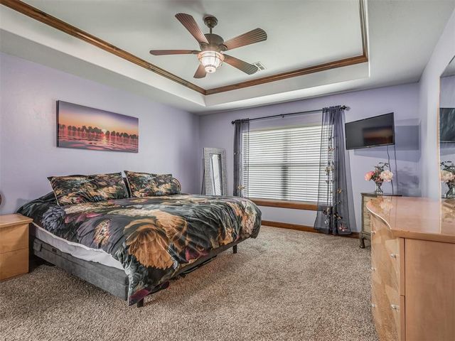 14005 Savannah River Way, Yukon, OK 73099