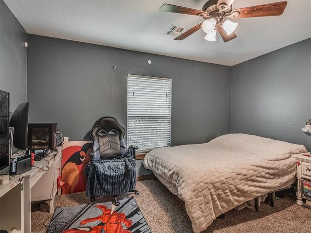 14005 Savannah River Way, Yukon, OK 73099
