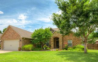 14005 Savannah River Way, Yukon, OK 73099