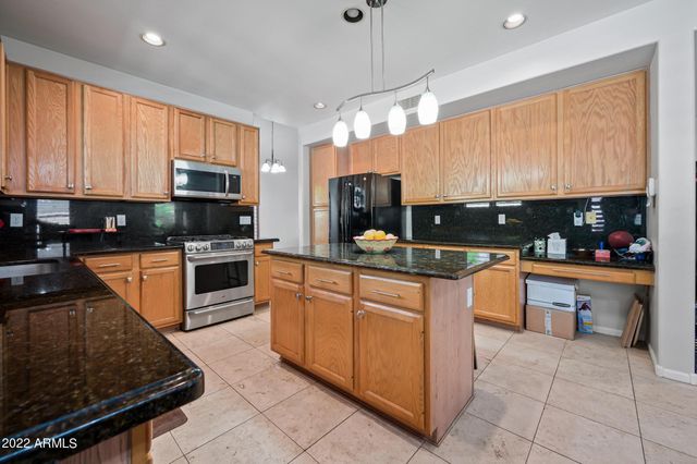 708 W Stottler Place, Gilbert, AZ 85233