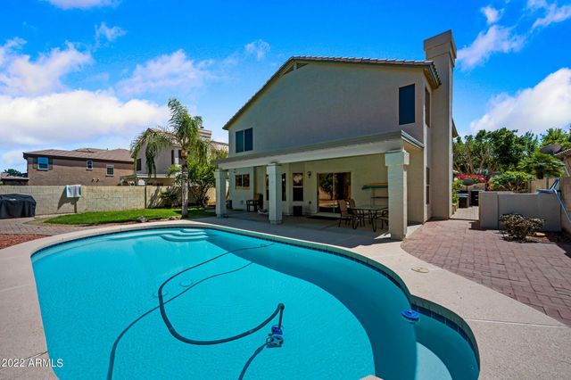 708 W Stottler Place, Gilbert, AZ 85233