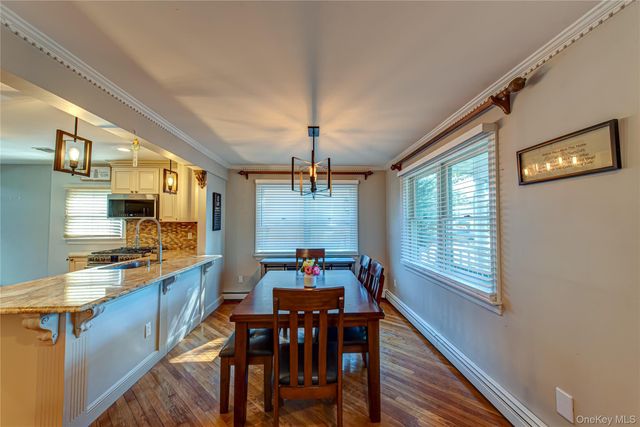 9 Donna Place, East Islip, NY 11730