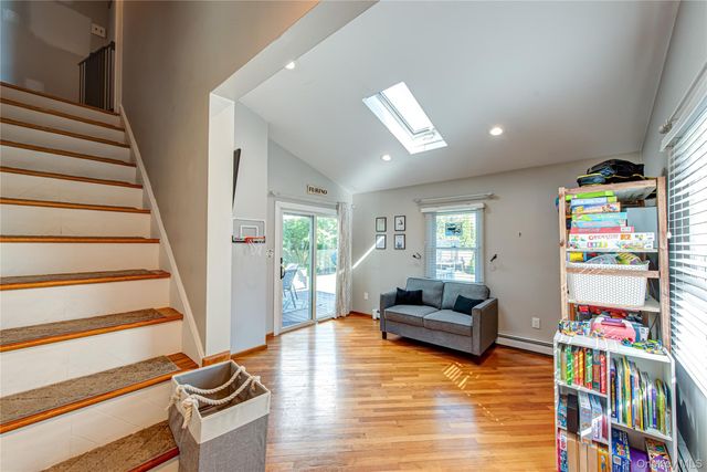 9 Donna Place, East Islip, NY 11730