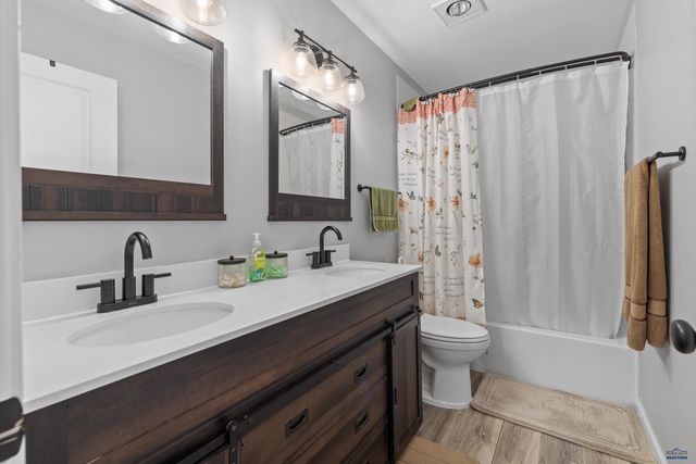 14787 SUNLIGHT DR, Rapid City, SD 57703