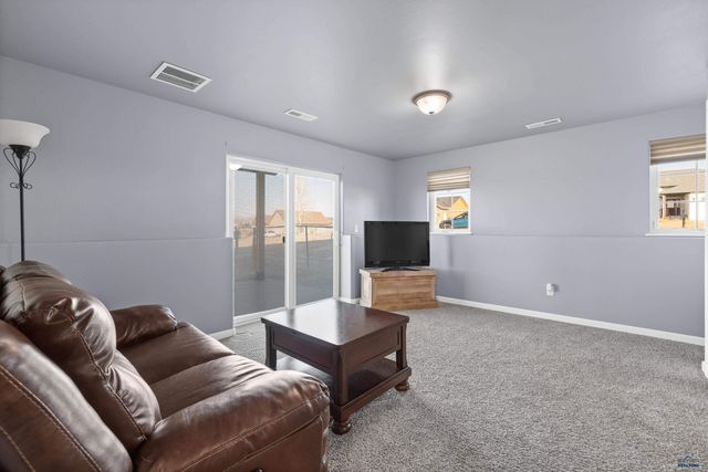 14787 SUNLIGHT DR, Rapid City, SD 57703