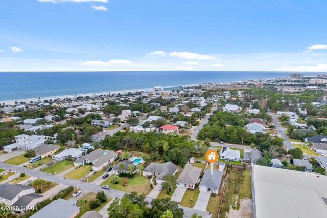 327 Memory Lane, Panama City Beach, FL 32413