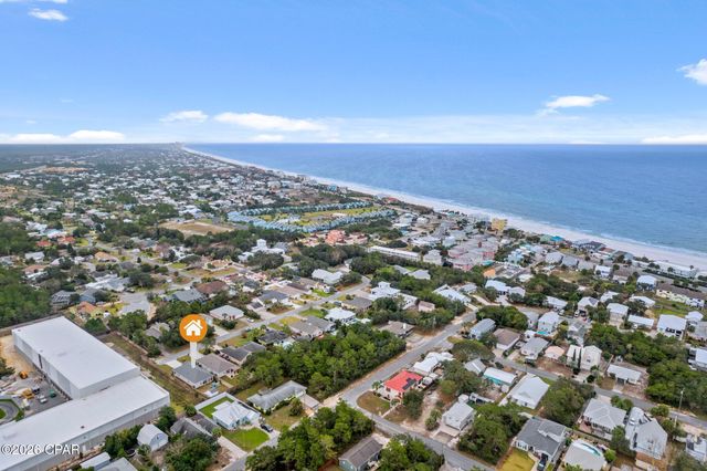 327 Memory Lane, Panama City Beach, FL 32413