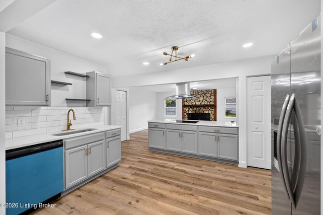 2522 Montpelier Ct, Louisville, KY 40272
