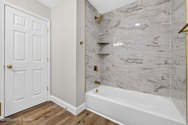 2522 Montpelier Ct, Louisville, KY 40272