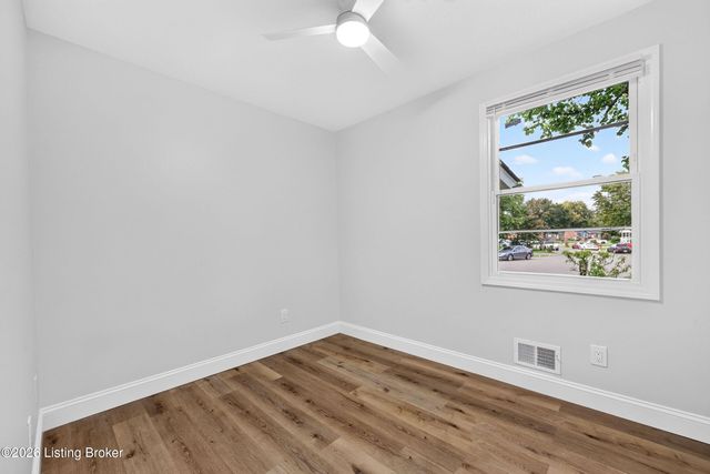 2522 Montpelier Ct, Louisville, KY 40272
