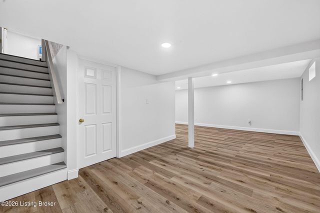2522 Montpelier Ct, Louisville, KY 40272