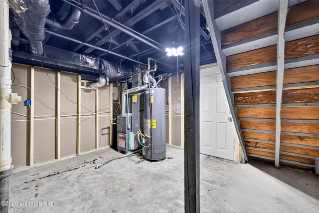 2522 Montpelier Ct, Louisville, KY 40272