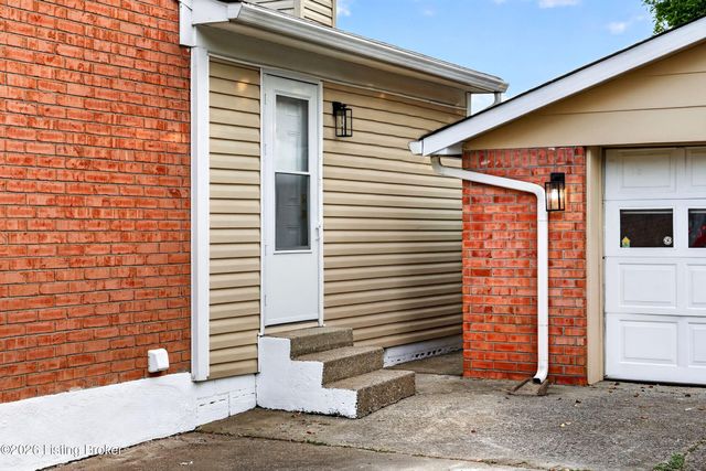 2522 Montpelier Ct, Louisville, KY 40272