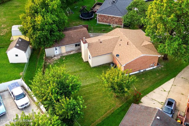 2522 Montpelier Ct, Louisville, KY 40272