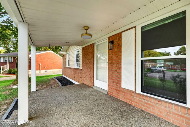 2522 Montpelier Ct, Louisville, KY 40272