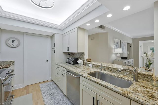 780 Willowbrook DR 701, Naples, FL 34108