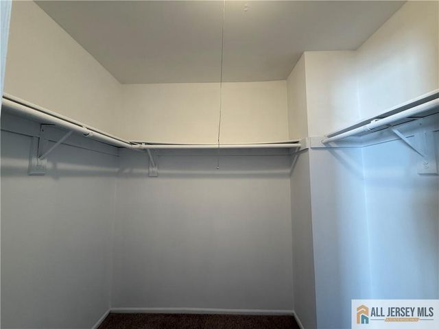 123 Aspen Drive, North Brunswick, NJ 08902