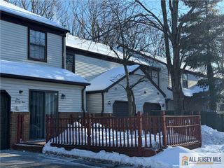 123 Aspen Drive, North Brunswick, NJ 08902